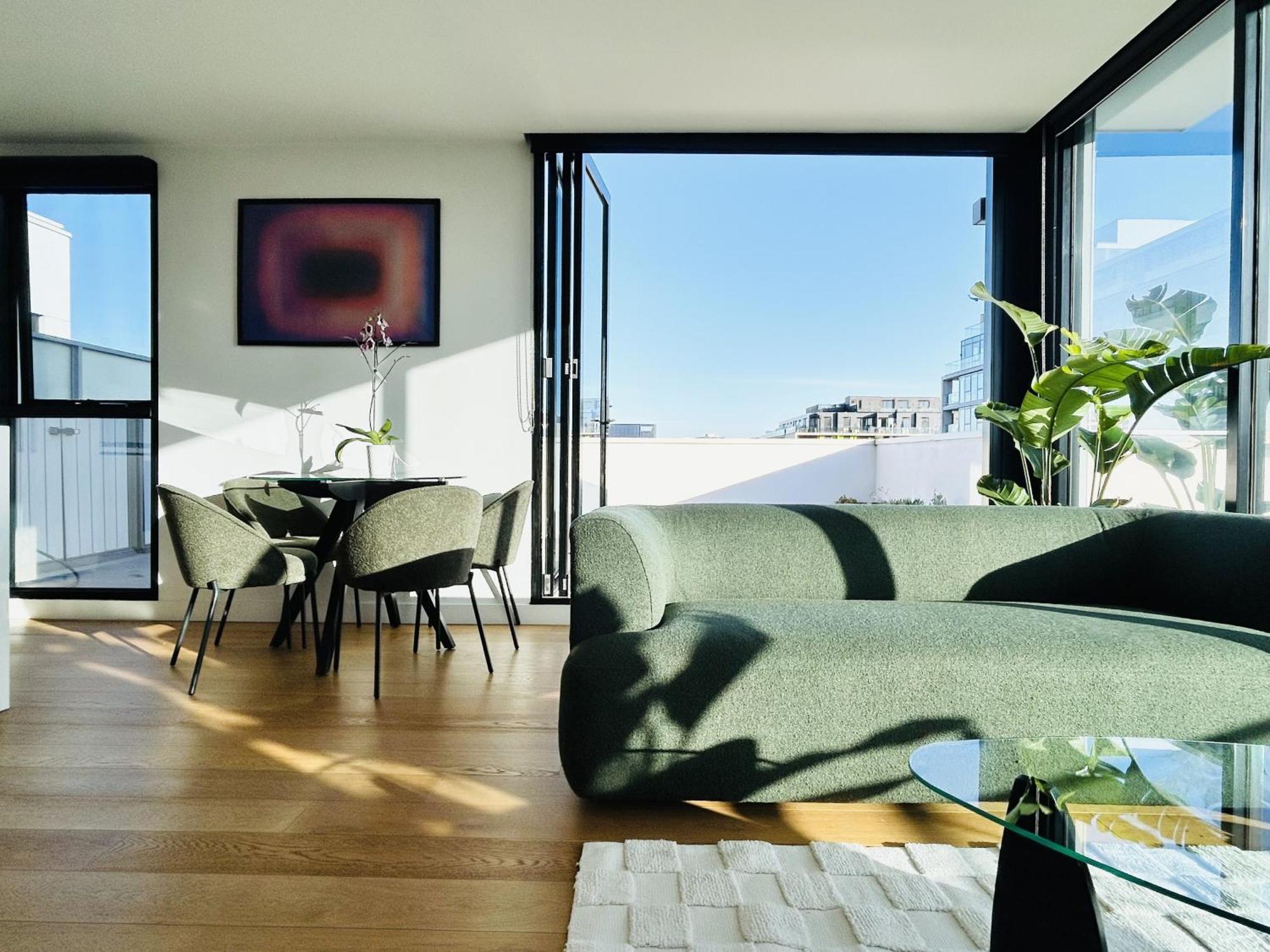 The Art Sub-penthouse With Stunning Views Apartment