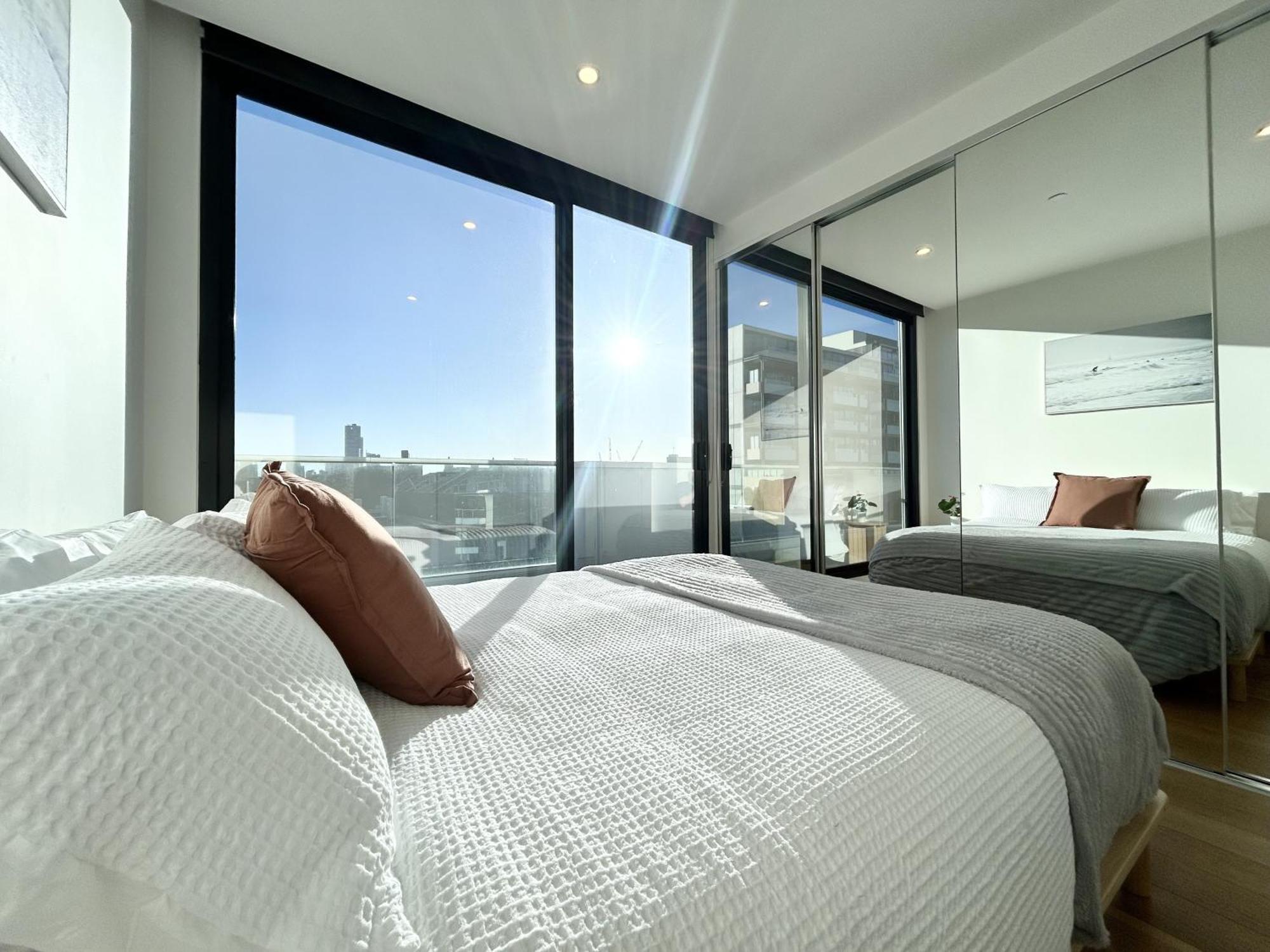 The Art Sub-penthouse With Stunning Views Apartment