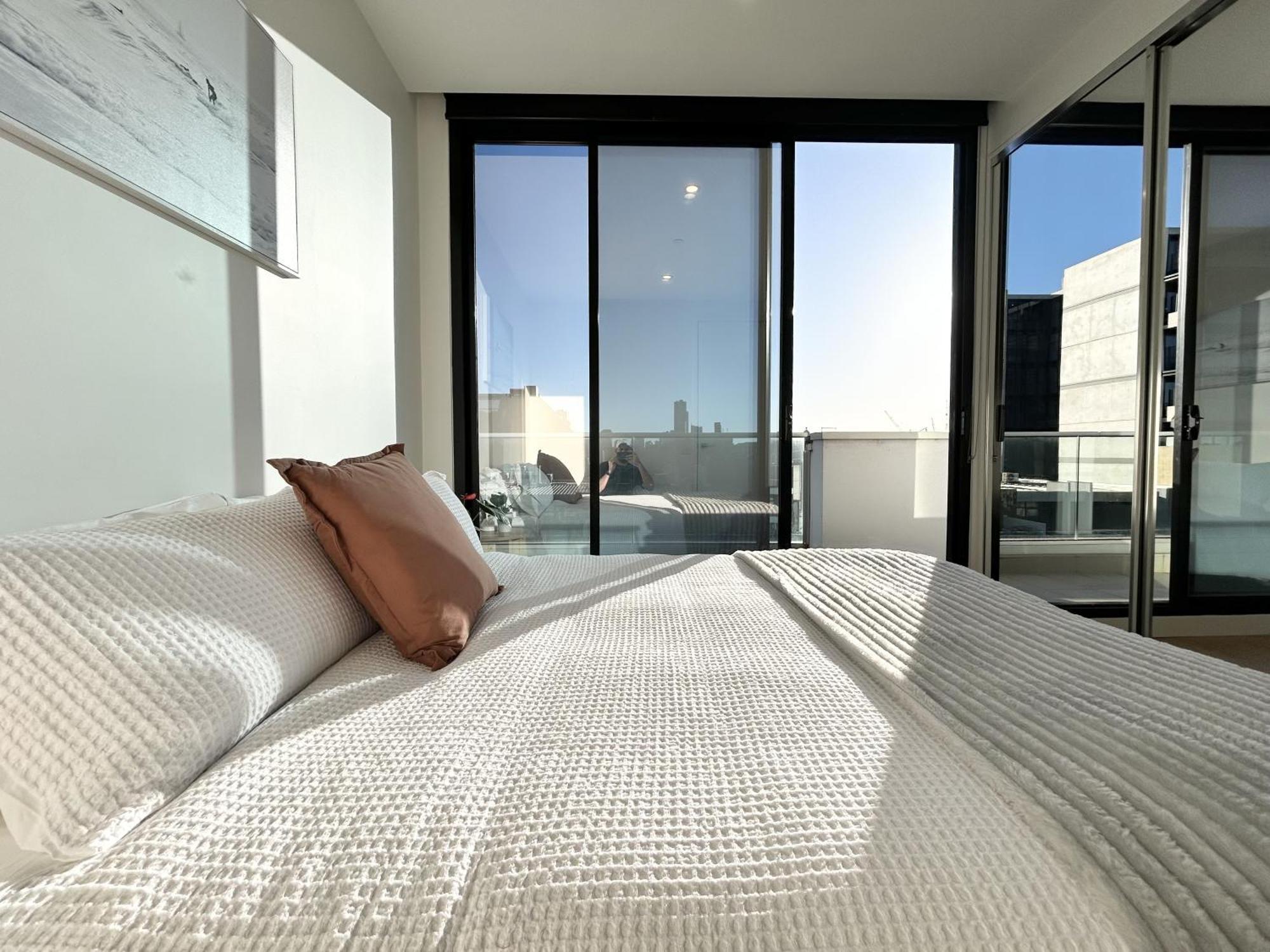 The Art Sub-penthouse With Stunning Views Apartment